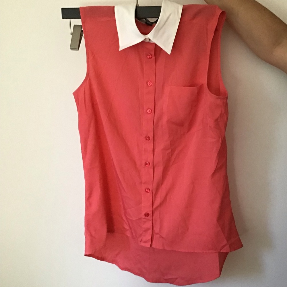 Sleeveless button down